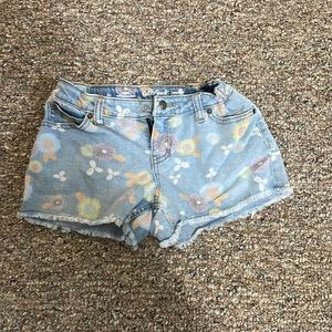 Flower jean shorts